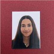 Me defino como una persona generosa, con ganas de enseñar y de hacer que los alumnos vean la materia de forma dinámica y placentera.
Daría clases a rangos desde primaria a Bachillerato, dependiendo de sus necesidades